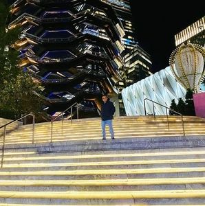 Meet your Posher, Marroquin